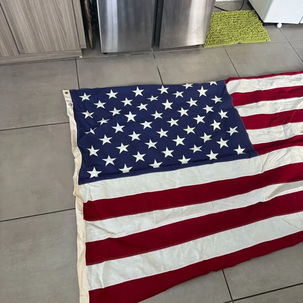 Vintage 5x8 American Flag 🇺🇸 Valley Forge 100% Cotton Made in USA